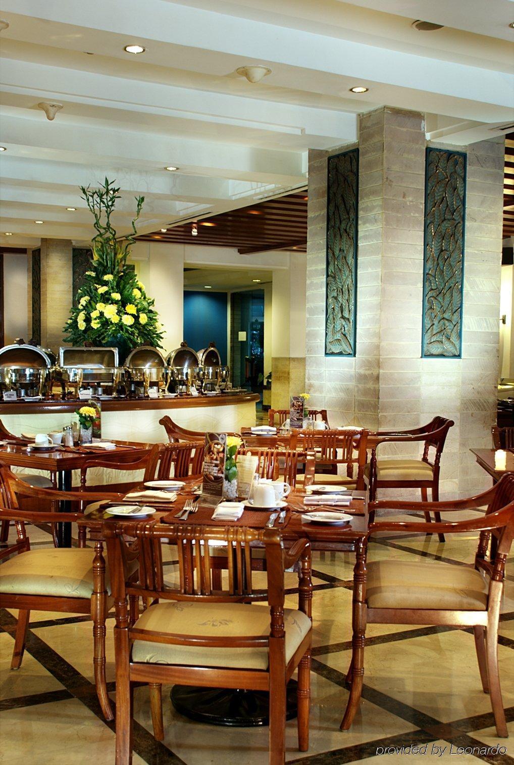 The Media Hotel & Towers 雅加达 餐厅 照片